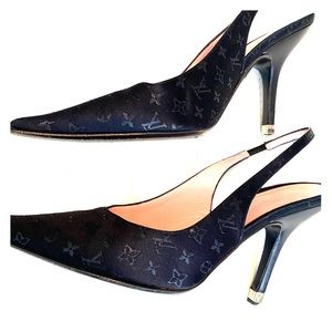 Louis Vuitton Sling back silk heel.